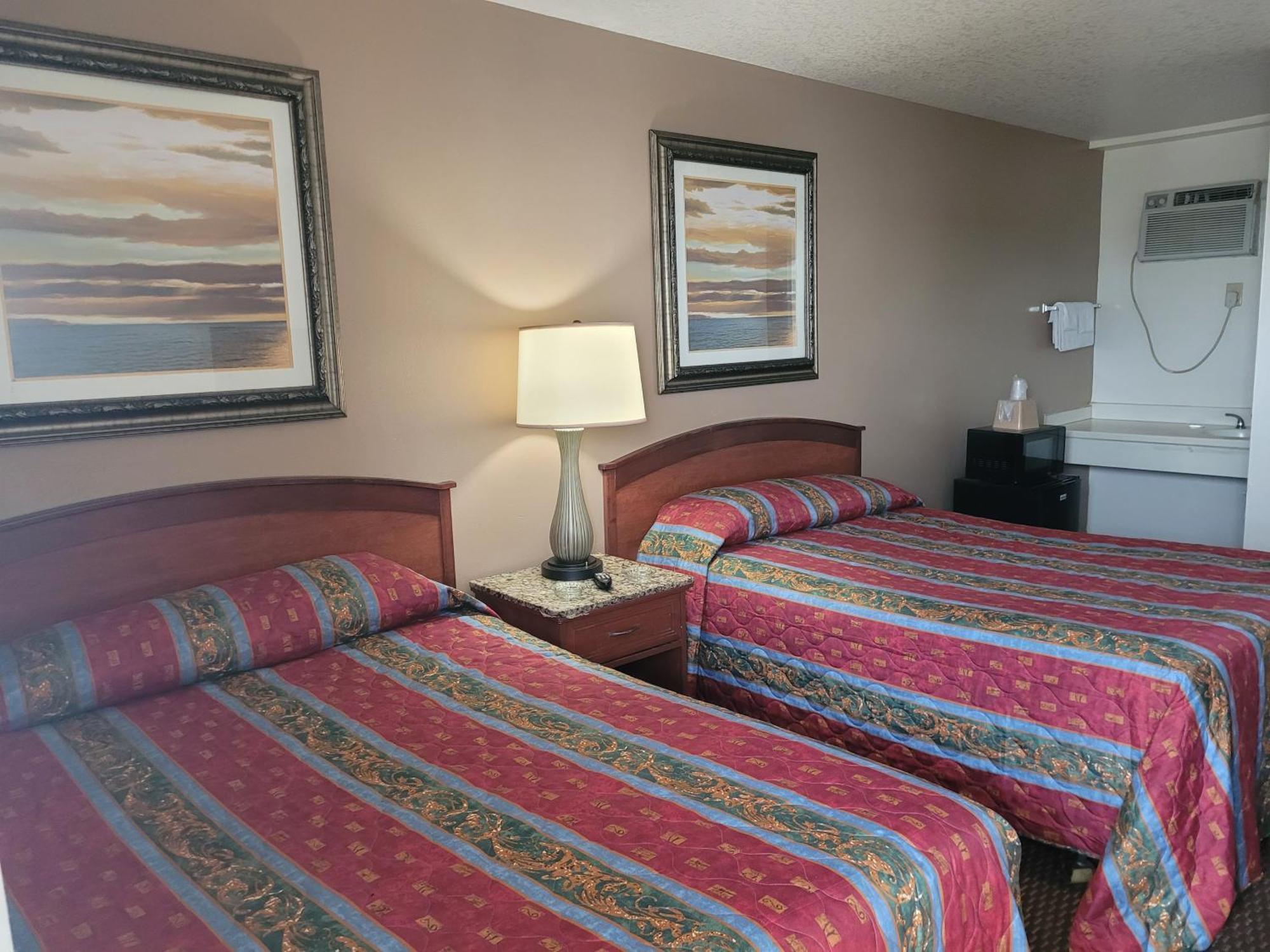 Queens Lodge Motel Уест Палм Бийч Екстериор снимка